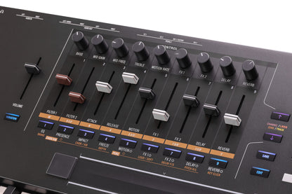 Kurzweil K2088 V.A.S.T. Synthesizer Workstation