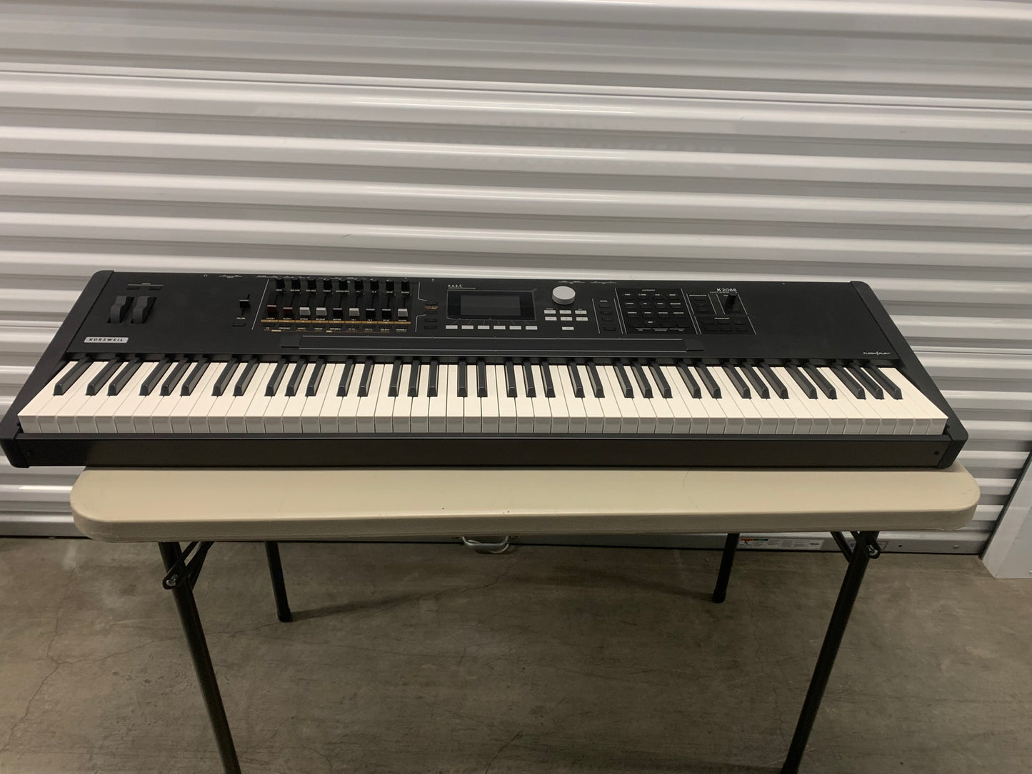 Kurzweil K2088 V.A.S.T. Synthesizer Workstation (Open Box)