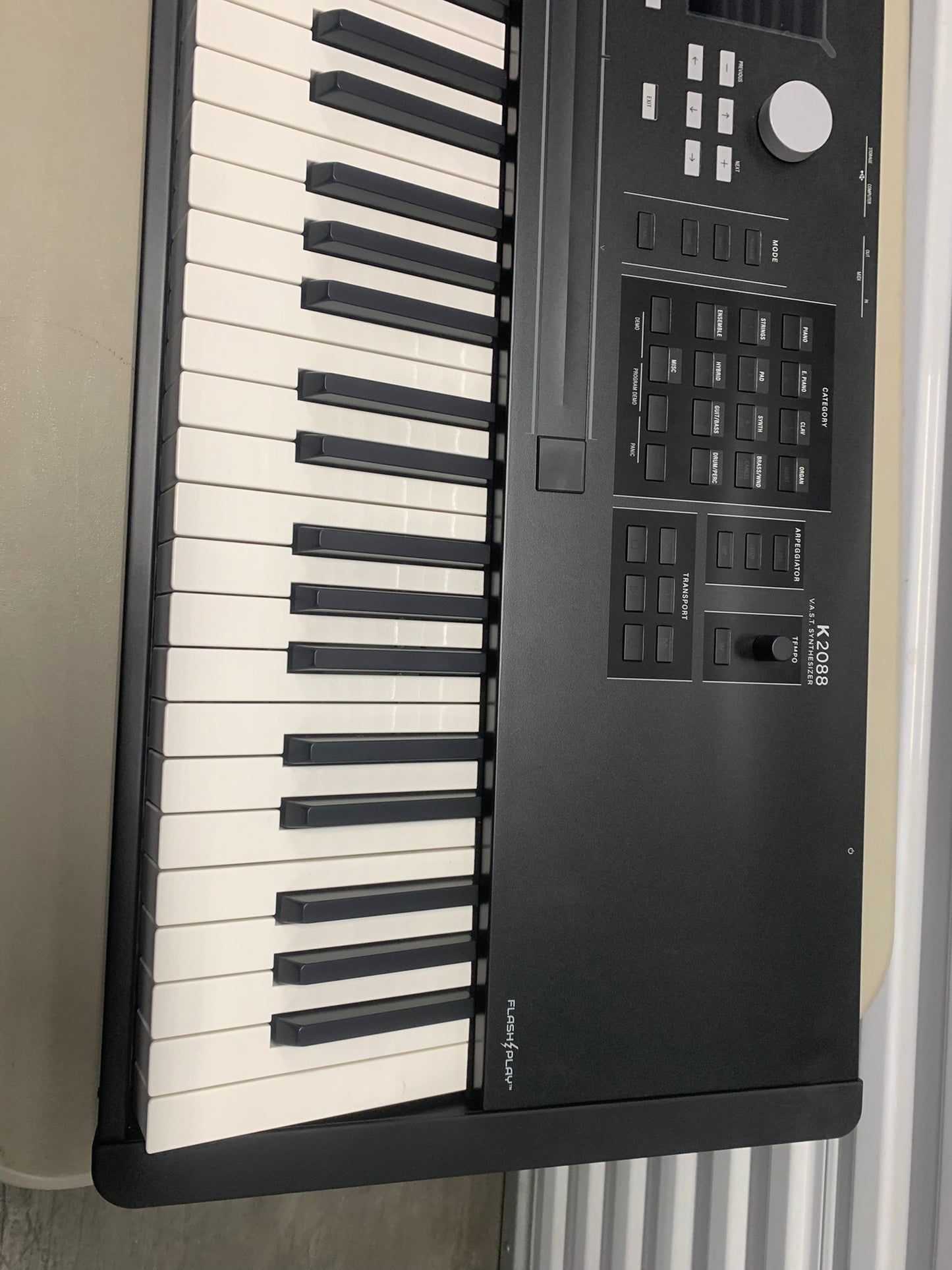 Kurzweil K2088 V.A.S.T. Synthesizer Workstation (Open Box)