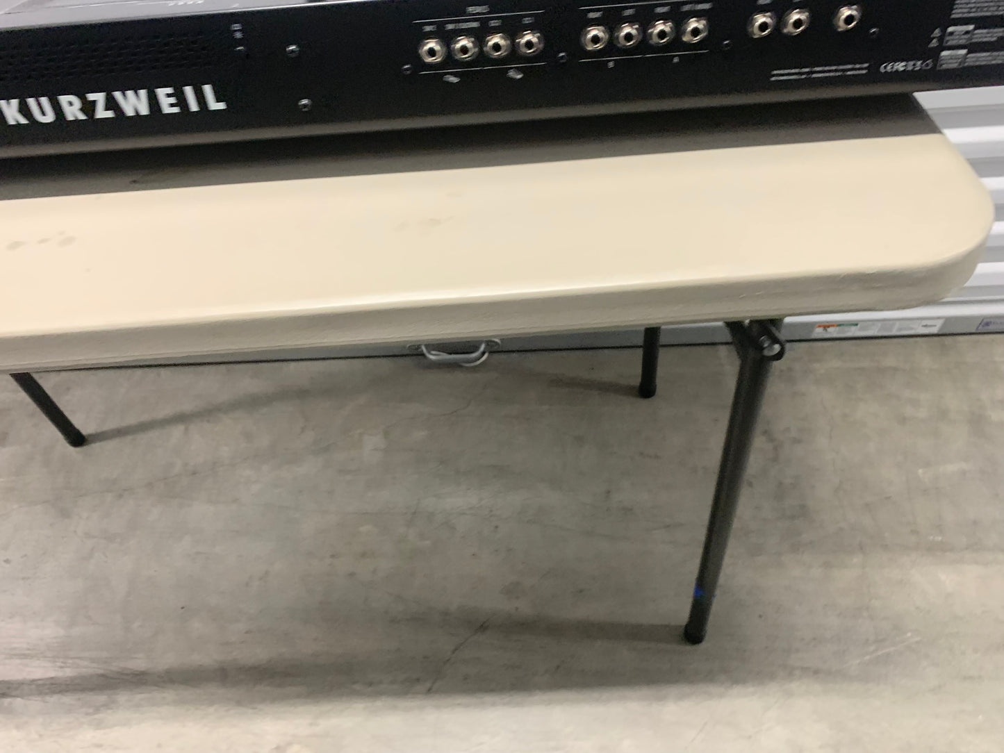 Kurzweil K2088 V.A.S.T. Synthesizer Workstation (Open Box)
