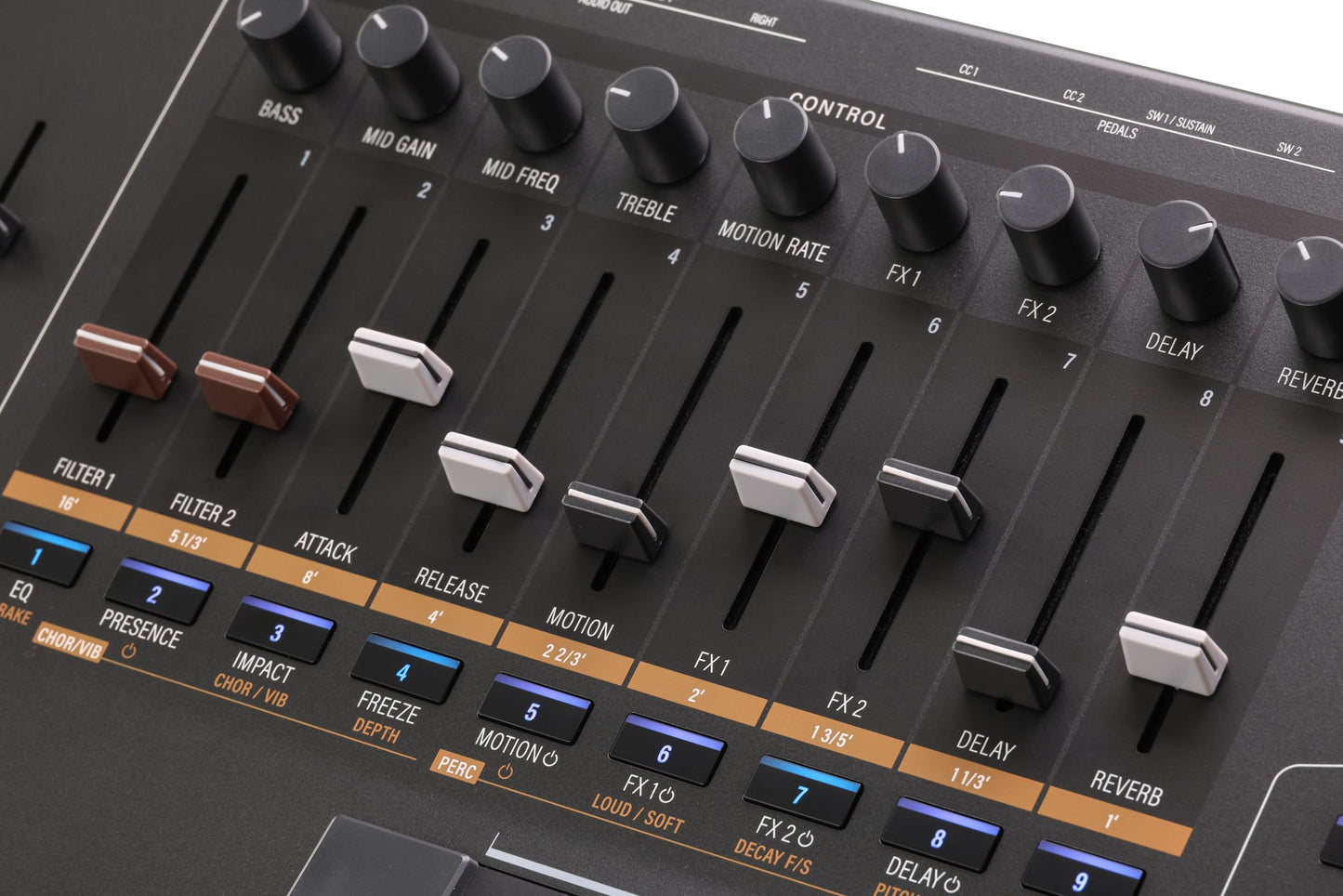 Kurzweil K2061 V.A.S.T. Synthesizer Workstation
