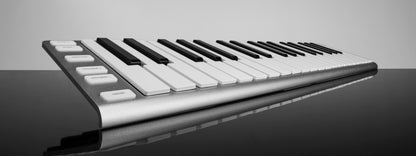 Artesia Pro Xkey 37 USB MIDI Controller