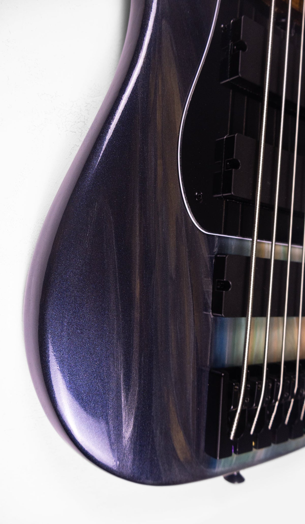 McGrath Thunderhorse V – Black Sands – 32-Inch Medium Scale 5-String Bass – product image 8