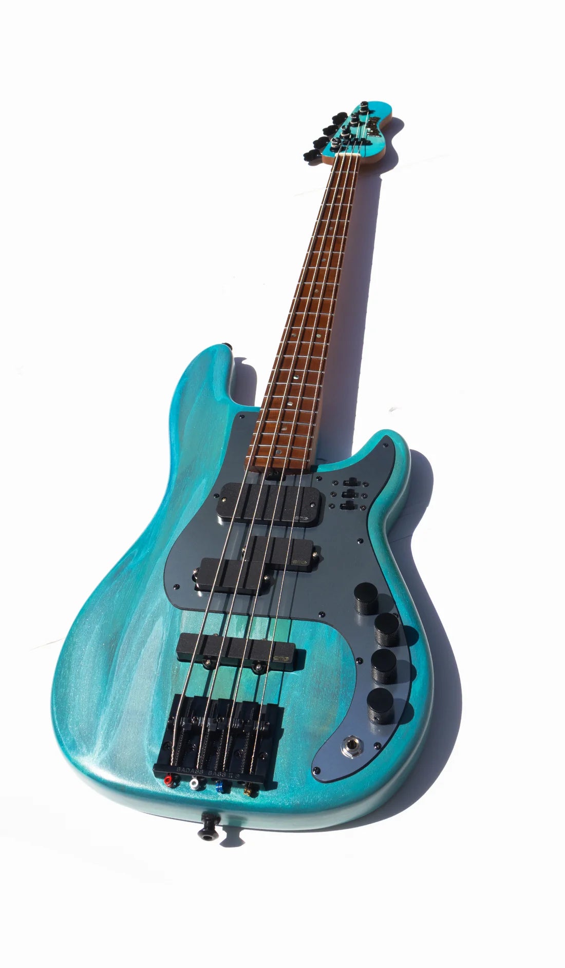 McGrath Thunderhorse P-Style IV Bass – Pool Blue
