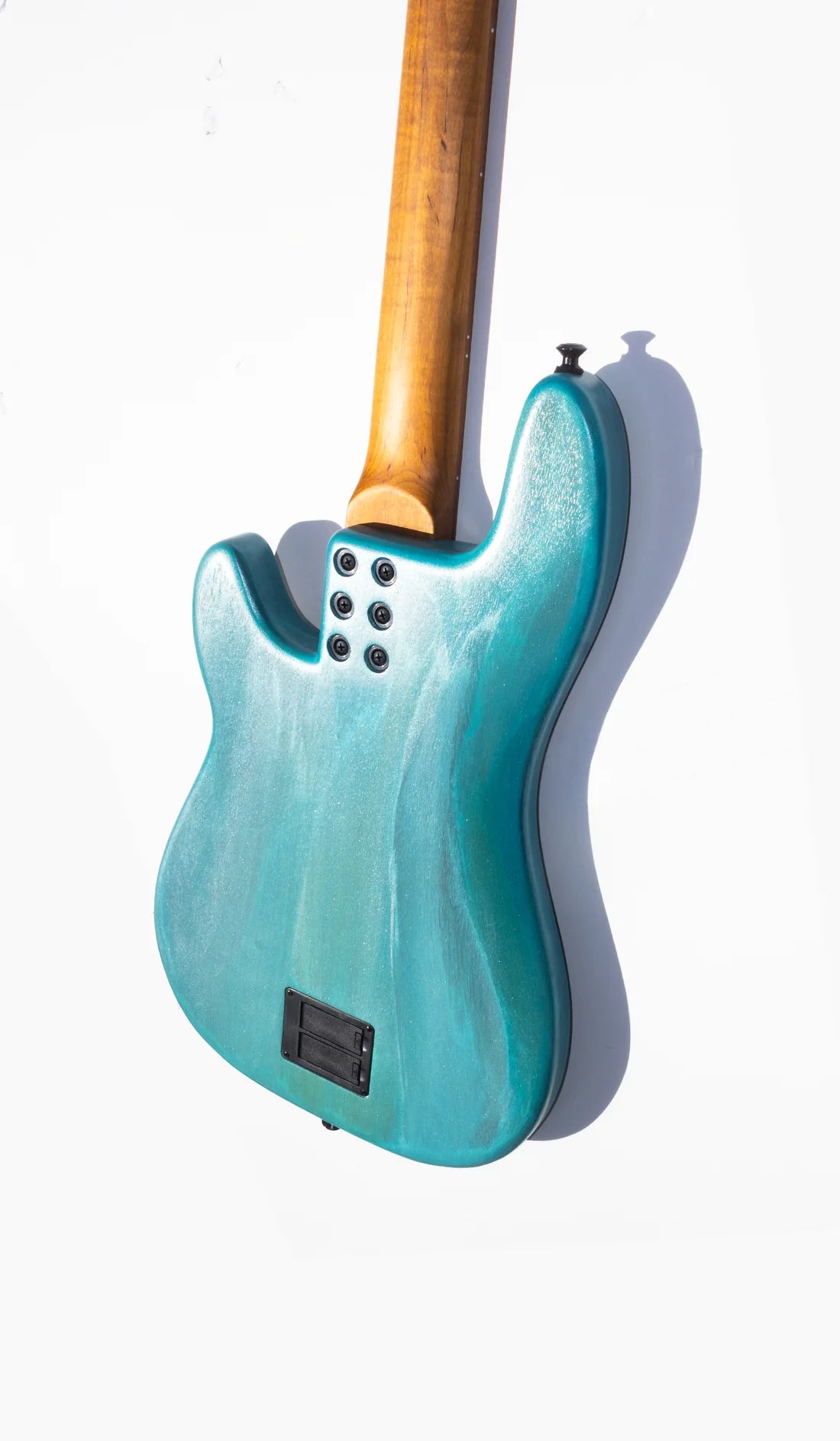 McGrath Thunderhorse P-Style IV Bass – Pool Blue
